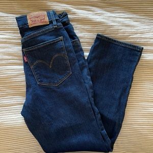 Levi’s high rise straight crop jeans